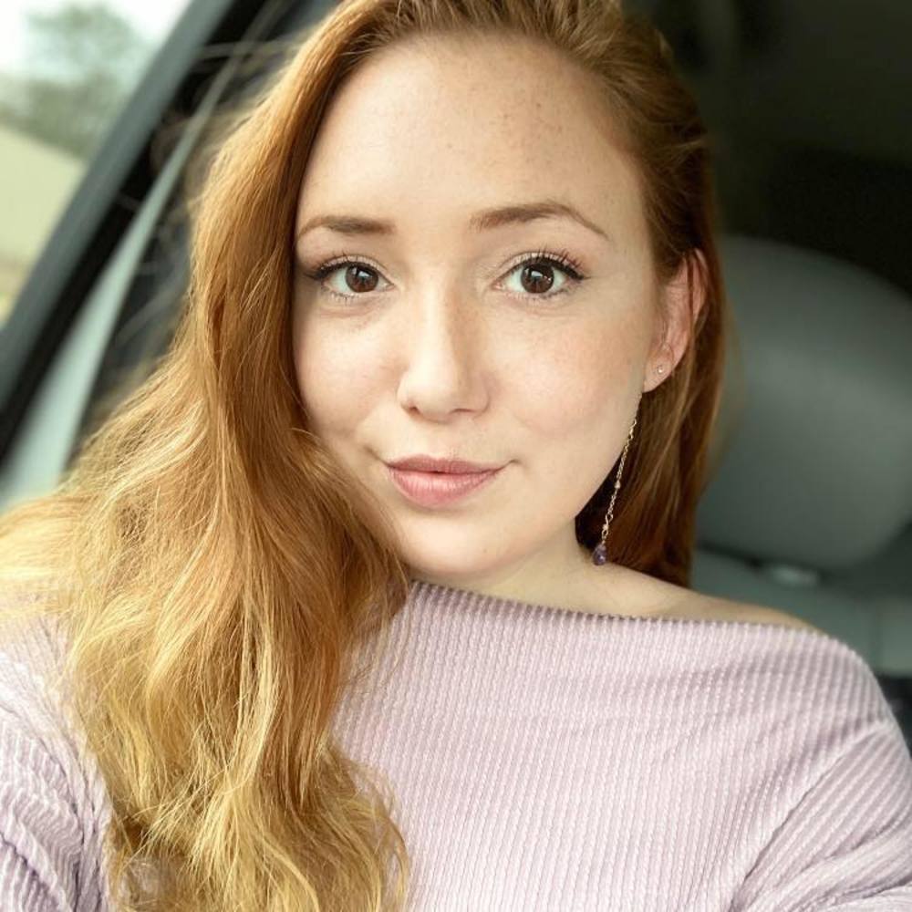 Meet your Posher, Chloe